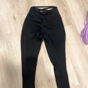 Bombshell sportswear black leggings